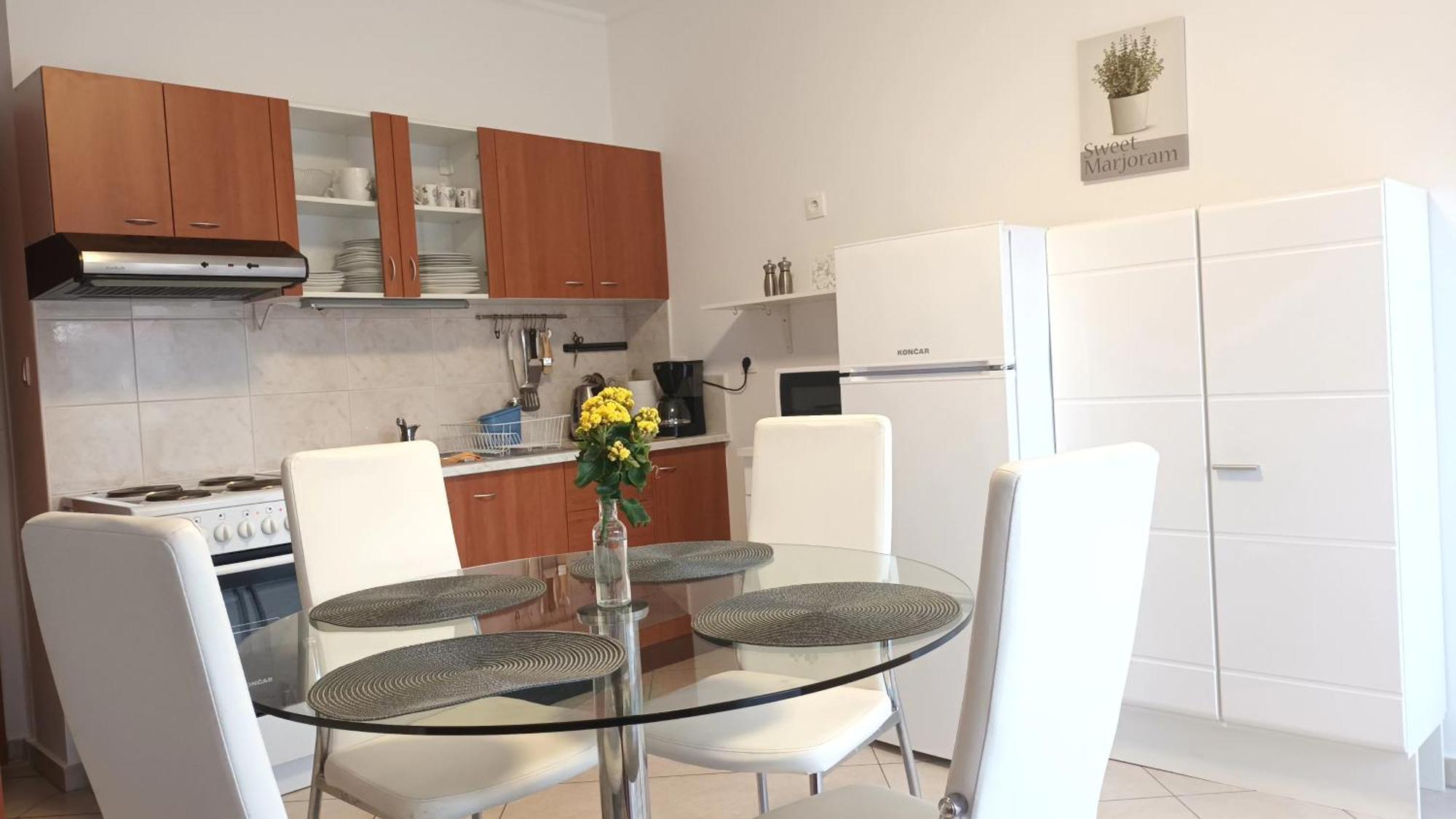 Apartman Sandra -Private Parking And Garden Zadar Bagian luar foto